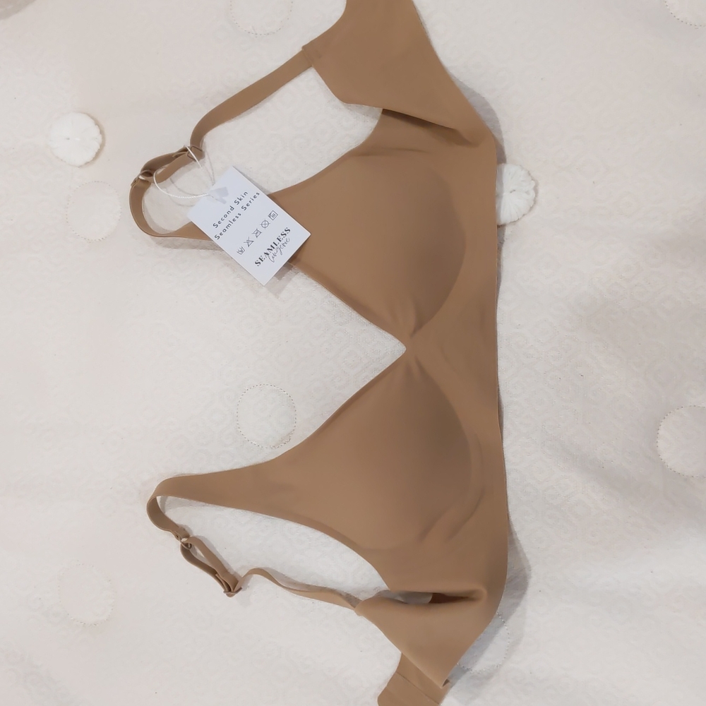 Second skin seamless lingerie BNWT